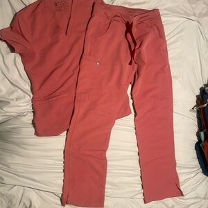 Figs scrub set xs top small bottoms